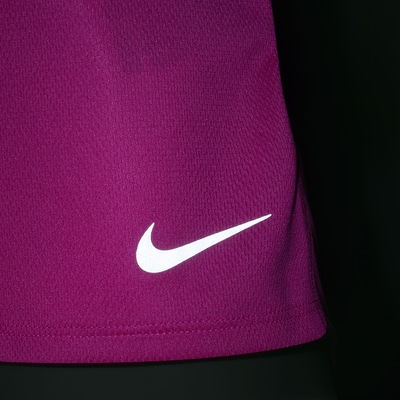 Camiseta Regata Nike Run Tank - Feminina - Foto 5
