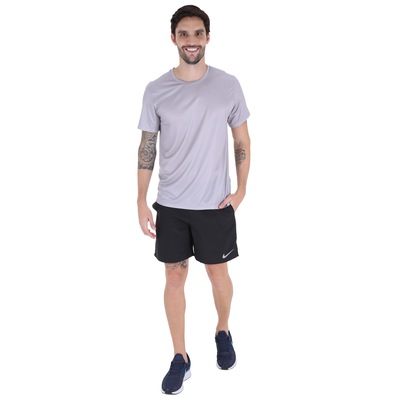 Camiseta Nike Run Top SS - Masculina - Foto 5