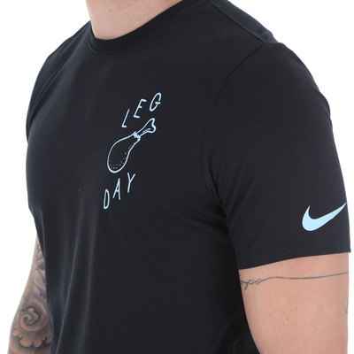 Camiseta Nike Dry DB JDQ Leg Day - Masculina - Foto 4