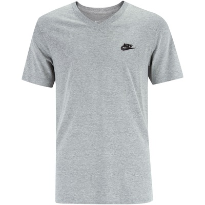 Camiseta Nike Club Vneck - Masculina - Foto 5