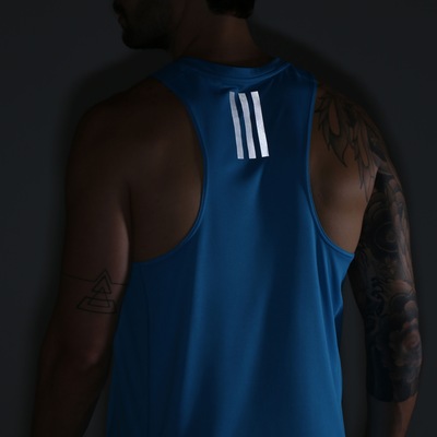 Camiseta Regata adidas Own The Run SNG - Masculina - Foto 5