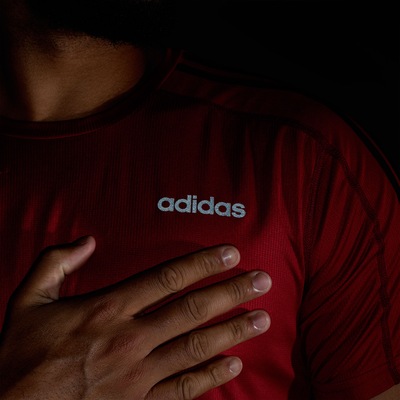 Camiseta adidas D2M 3S 19 - Masculina - Foto 4