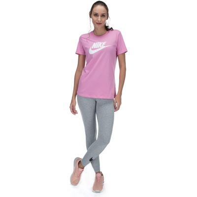 Camiseta Nike Sportswear Essential Icon Futura - Feminina - Foto 4