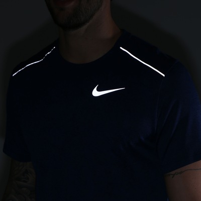 Camiseta Nike Dry Miler Top SS Jac GX - Masculina - Foto 4