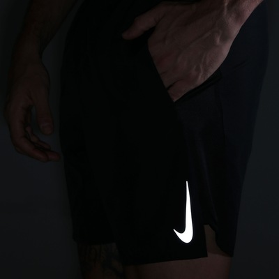 Bermuda Nike Challenger 7IN BF - Masculina - Foto 6