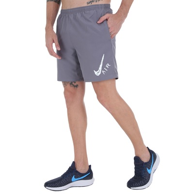 Bermuda Nike Run 7IN GX - Masculina - Foto 2