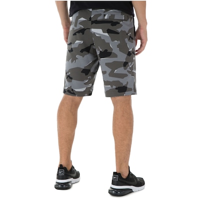 Bermuda de Moletom Nike Camo FT - Masculina - Foto 3