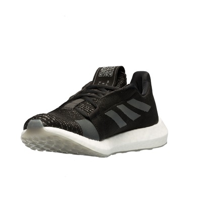 Tênis adidas SenseBoost Go - Feminino - Foto 4