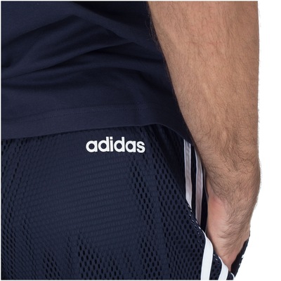 Bermuda adidas Essentials 3S Mesh - Masculina - Foto 3