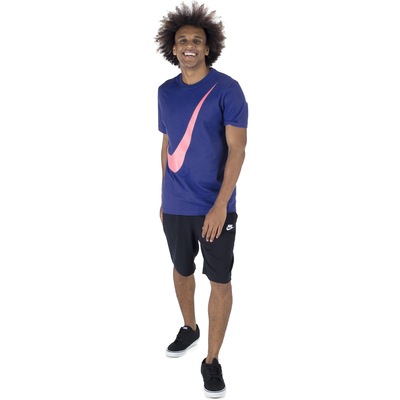 Camiseta Nike Swoosh - Masculina - Foto 4