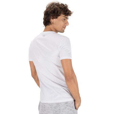 Camiseta Calvin Klein Básica - Masculina - Foto 3