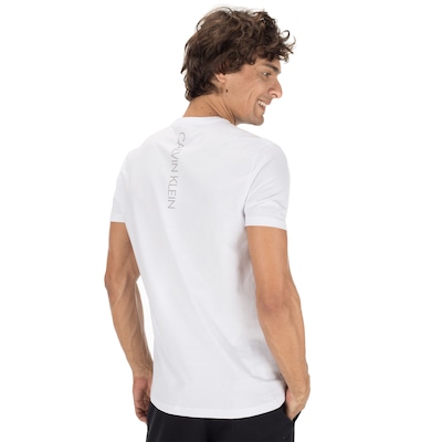 Camiseta Calvin Klein CK Básica - Masculina - Foto 3
