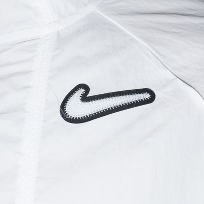 Jaqueta Corta-Vento com Capuz Nike Rise 365 Wildrunner - Masculina - Foto 6