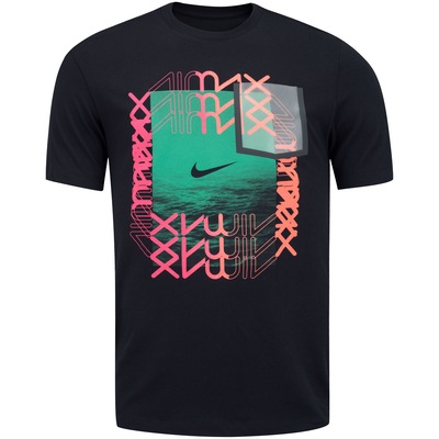 Camiseta Nike Sportswear Sneaker CLTR 5 - Masculina - Foto 5