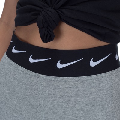 Calça Legging Nike Sportswear Club HW Swoosh - Feminina - Foto 4