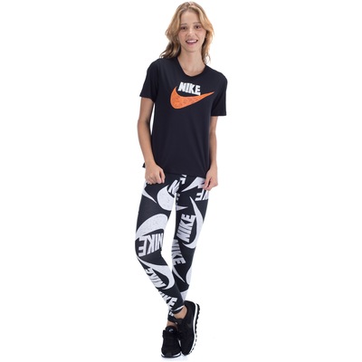 Camiseta Nike Sportswear Icon Clash SS Top GFX - Feminina - Foto 4