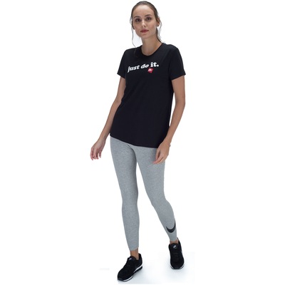 Camiseta Nike Sportswear Tee Prep JDI - Feminina - Foto 4