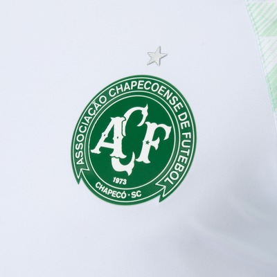 Camisa do Chapecoense II Umbro 20 - Masculina - Foto 3