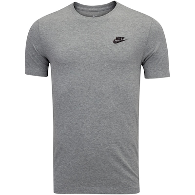 Camiseta Nike Sportwear Club - Masculina - Foto 6