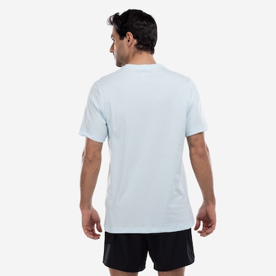 Camiseta Nike Sportwear Club - Masculina - Foto 2