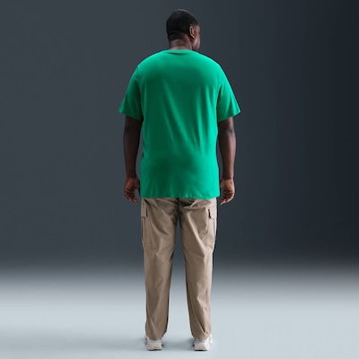 Camiseta Nike Sportwear Club - Masculina - Foto 3