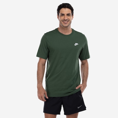 Camiseta Nike Sportwear Club - Masculina - Foto 4