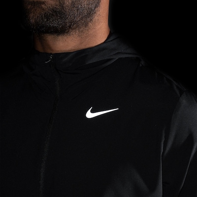 Jaqueta com Capuz Nike Run Stripe Woven - Masculina - Foto 5