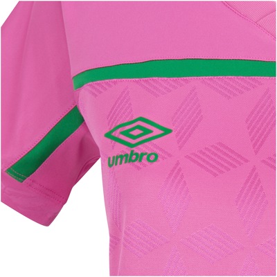 Camisa do Chapecoense 2020 Outubro Rosa Umbro - Feminina - Foto 6