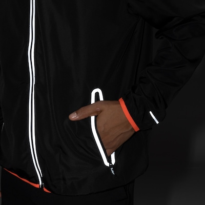 Jaqueta ASICS com Capuz Corta Vento Tokyo Recorte - Masculina - Foto 6