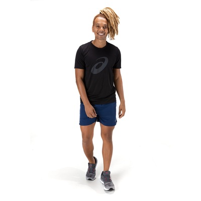 Camiseta ASICS Manga Curta Logo Hive - Masculina - Foto 4
