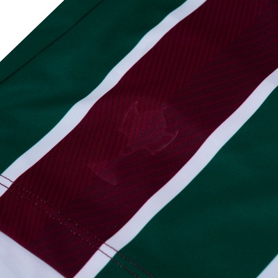 Kit de Uniforme de Futebol Infantil do Fluminense I 21 com Camisa e Calção Umbro - Foto 6
