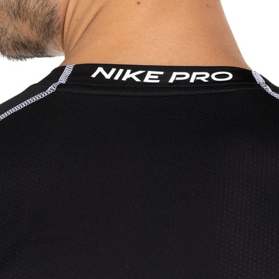 Camiseta Nike Manga Curta Dri-Fit Tight Top Ss - Masculina - Foto 5