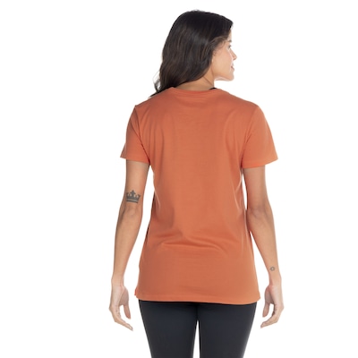 Camiseta Nike Asbury SS Crew - Feminina - Foto 3