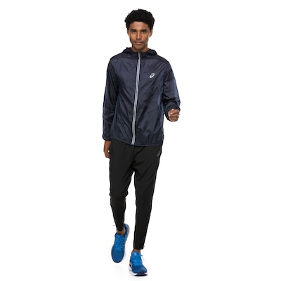 Jaqueta Corta-Vento com Capuz ASICS Resistente à Água Packable Ultraleve - Masculina - Foto 4