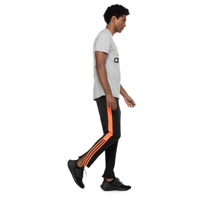 Calça adidas Tiro Essential - Masculina - Foto 6