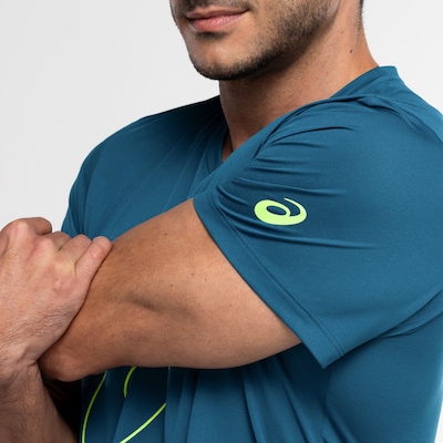 Camiseta ASICS Manga Curta Logo Espiral Crepe - Masculina - Foto 3