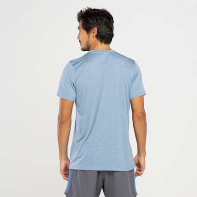 Camiseta ASICS Manga Curta Fugi - Masculina - Foto 3