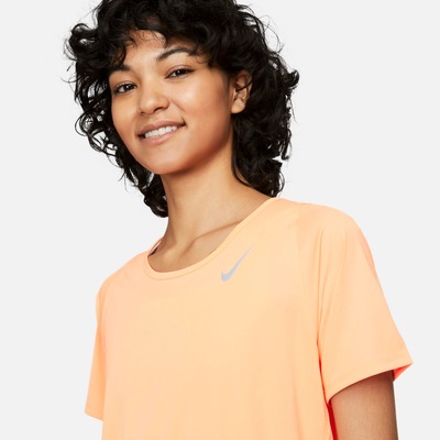 Camiseta Nike Manga Curta Dri-Fit Race Top SS - Feminina - Foto 3