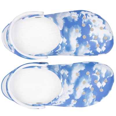 Sandália Crocs Classic Out Of This World - Masculino - Foto 5