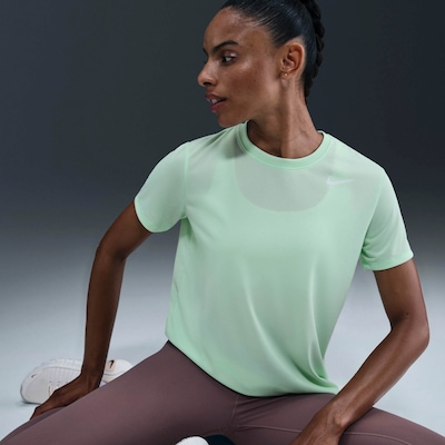 Camiseta Feminina Nike Manga Curta Tee Rlgd Lb - Foto 4