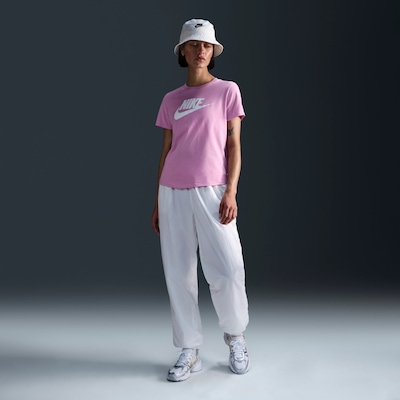 Camiseta Feminina Nike Manga Curta Sportswear Essential Icon - Foto 4