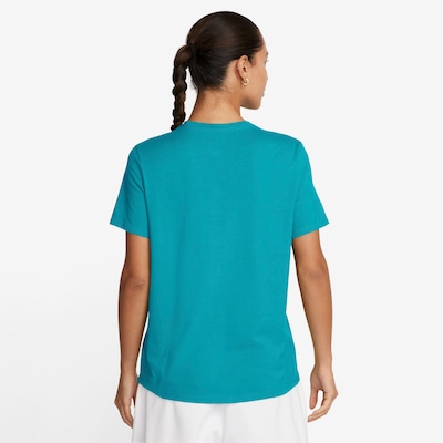 Camiseta Feminina Nike Manga Curta Sportswear Club - Foto 2