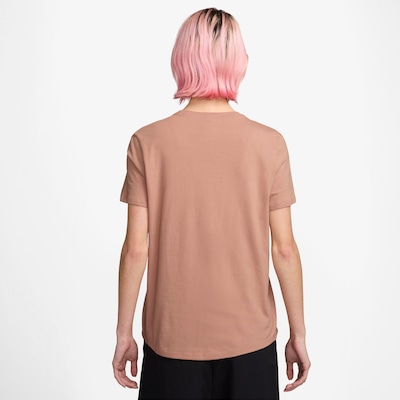 Camiseta Feminina Nike Manga Curta Sportswear Club - Foto 2