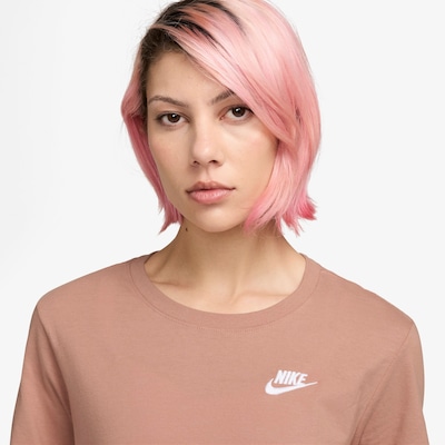 Camiseta Feminina Nike Manga Curta Sportswear Club - Foto 3