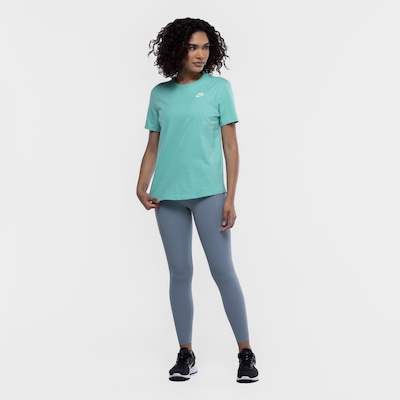 Camiseta Feminina Nike Manga Curta Sportswear Club - Foto 4