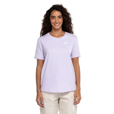 Camiseta Feminina Nike Manga Curta Sportswear Club - Foto 2