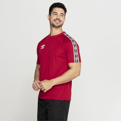 Camiseta Masculina Umbro Manga Curta Tradicional Tape - Foto 4
