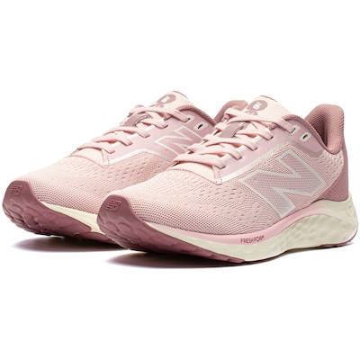 Tênis New Balance Fresh Foam ARISHIV4 - Feminino - Foto 2