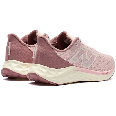 Tênis New Balance Fresh Foam ARISHIV4 - Feminino - Foto 4
