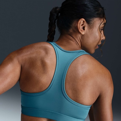 Top Fitness com Bojo Nike Média Sustentação Swoosh Sport - Foto 3
